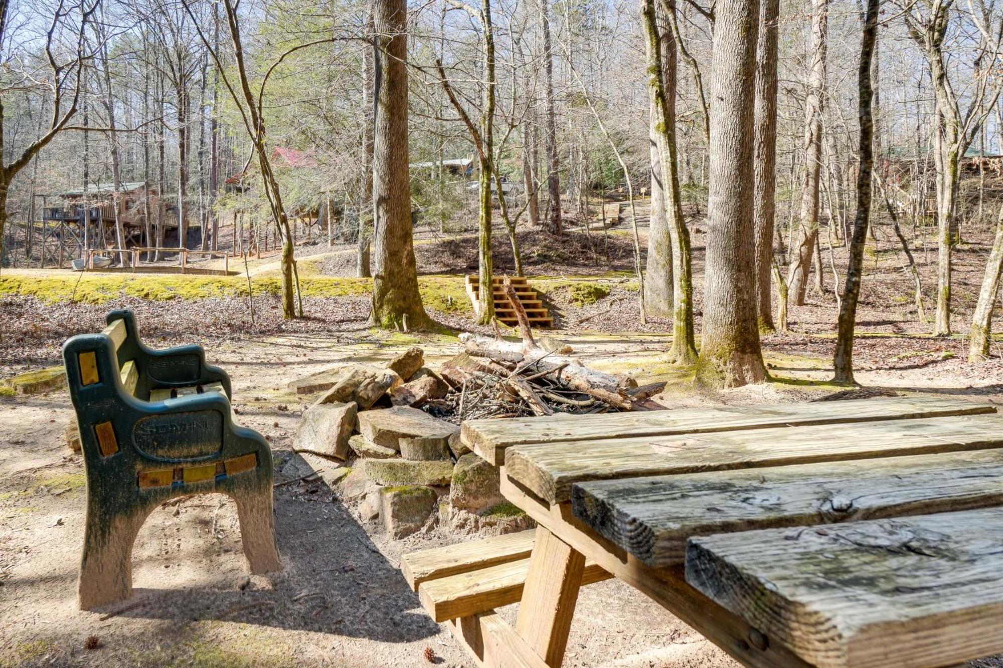 Villa Secluded Family Retreat In Dahlonega With Hot Tub! Exterior foto